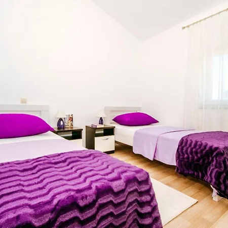 Apartments Ljubo - Modern Andy Cosy Vrsi Exterior photo