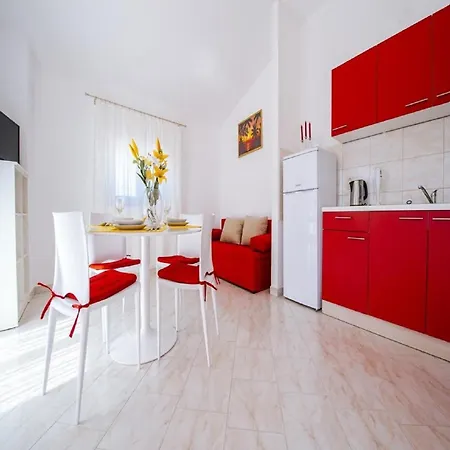 Apartments Ljubo - Modern Andy Cosy Vrsi Exterior photo